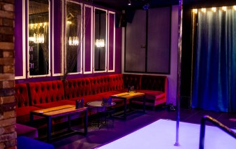    Flirt Bar -