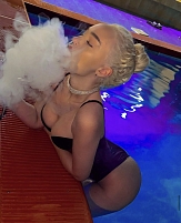 Девушка массажистка Мия, салон Мия фото №1