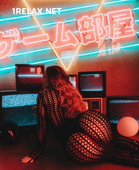 Девушка массажистка Милана, салон Милана фото №5