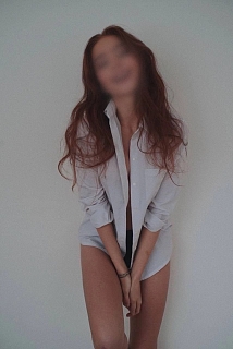 Девушка массажистка Соня, салон Megapolis