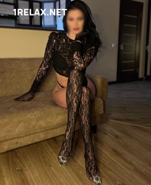 Девушка массажистка Диана , салон Диана  фото №8