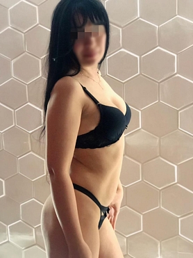 Девушка массажистка Лера, салон Лагуна