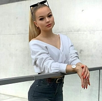 Девушка массажистка Аня, салон Марта  фото №3