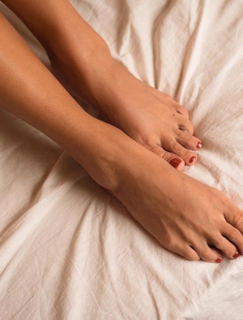 Девушка массажистка Зоя, салон Мурмассаж